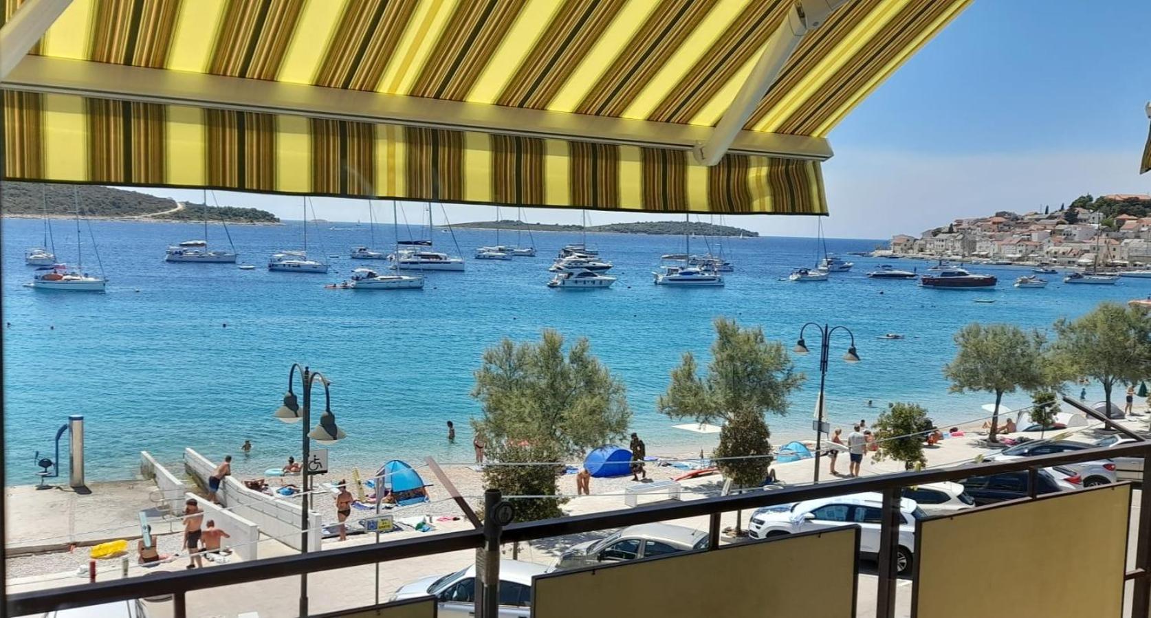 Apartman Pida Primosten Bagian luar foto